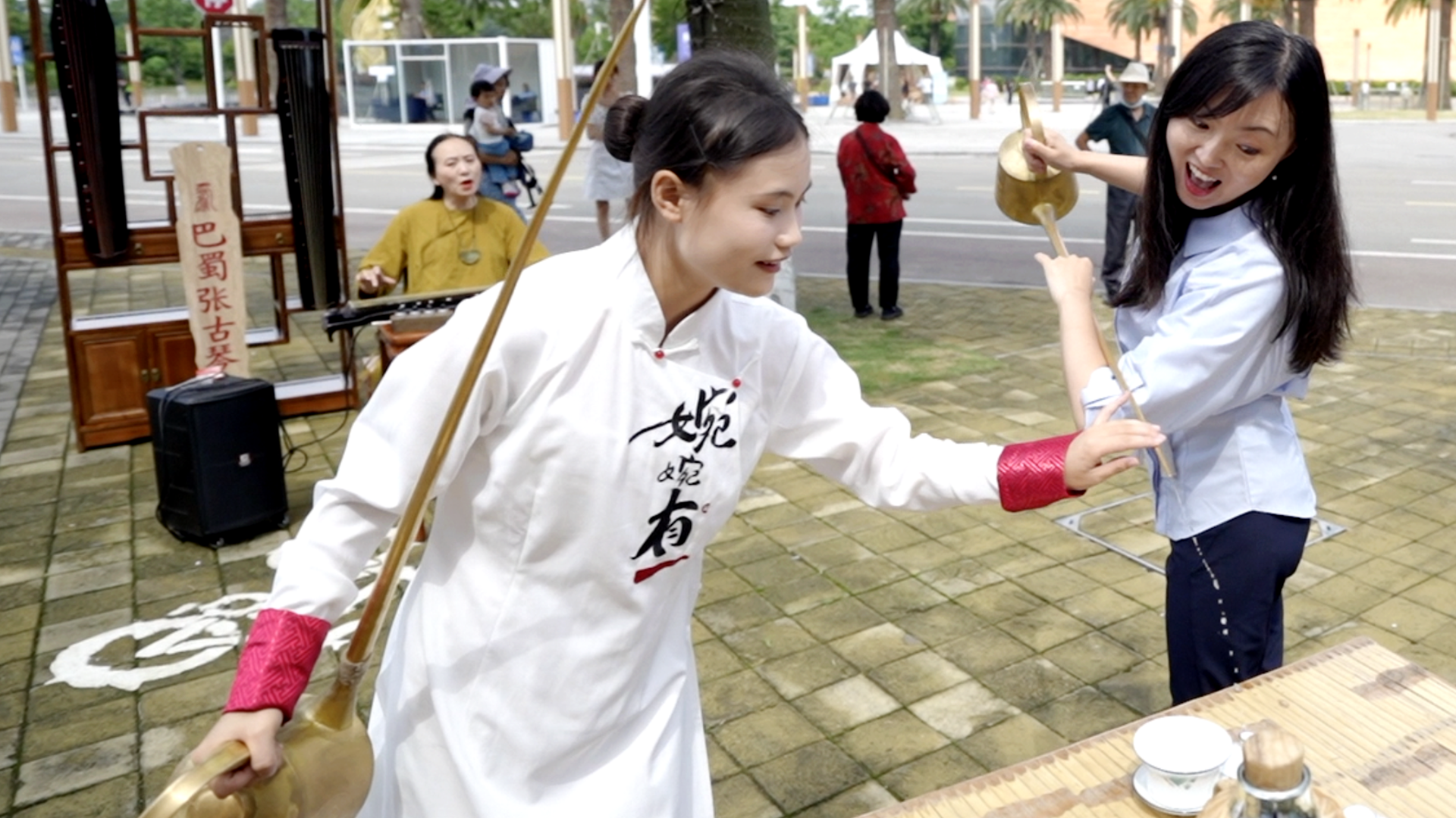 Dari ketel corong panjang yang anggun hingga rumah teh pintar warisan ini sedang menyiapkan masa depan berteknologi tinggi!