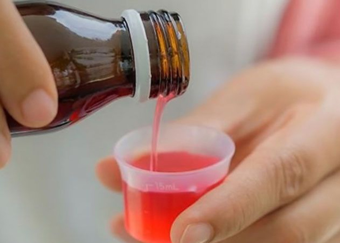 Badan Pengawas Obat dan Makanan (BPOM) RI mengumumkan lima produk obat sirup di Indonesia yang mengandung cemaran Etilen Glikol (EG) melampaui ambang batas aman