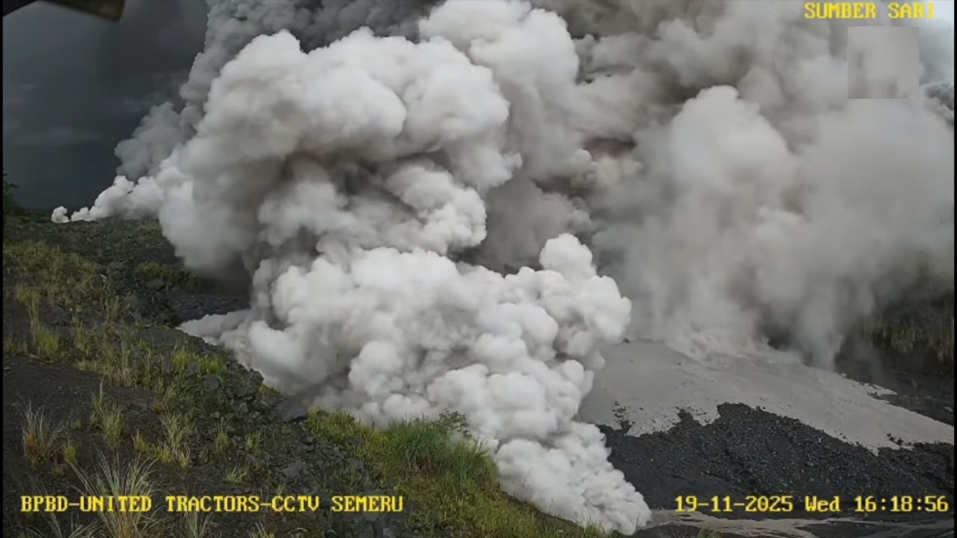 Gunung Semeru Erupsi Dahsyat, Status Naik Menjadi Awas (Level IV)