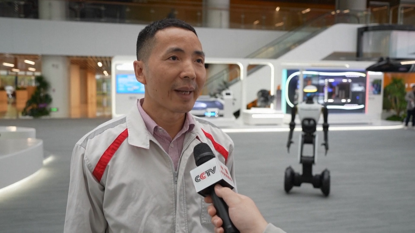 Produsen Mobil Tiongkok Beralih ke Robotika untuk Pertumbuhan Baru