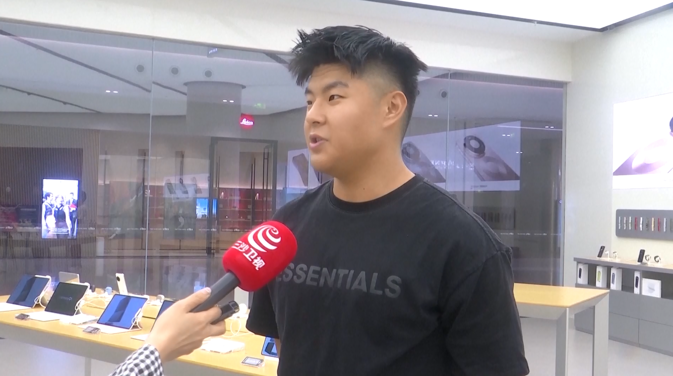 Hainan Catat Penjualan Bebas Bea sebesar 161 Juta Yuan pada Hari Pertama Operasi Bea Cukai Khusus