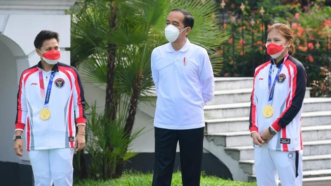 National Olympic Committee (NOC) atau Komite Olimpiade Indonesia (KOI) resmi memberi predikat 'Bapak Olahraga Indonesia' kepada Presiden RI Joko Widodo (Jokowi)