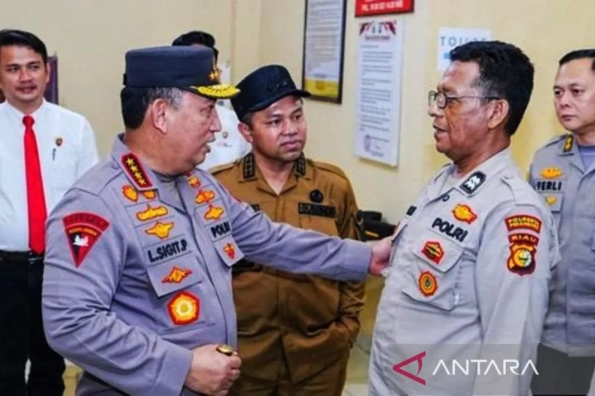 Penghargaan itu sebagai bentuk apresiasi atas keteladanan dan dedikasi Aiptu Jimmi Farma di luar tugas utamanya sebagai anggota Polri