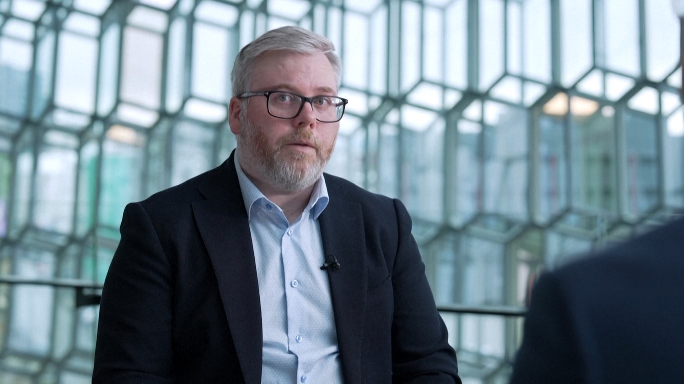 Tiongkok Sambut Baik Teknologi Islandia yang Mampu Ubah CO2 Jadi Metanol dalam Skala Industri