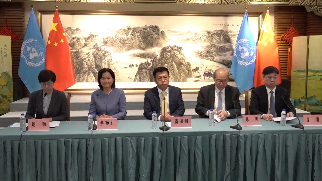 Tiongkok dengan tegas mendukung Organisasi Kesehatan Dunia dalam memainkan peran utama dalam mengoordinasikan tata kelola kesehatan publik global