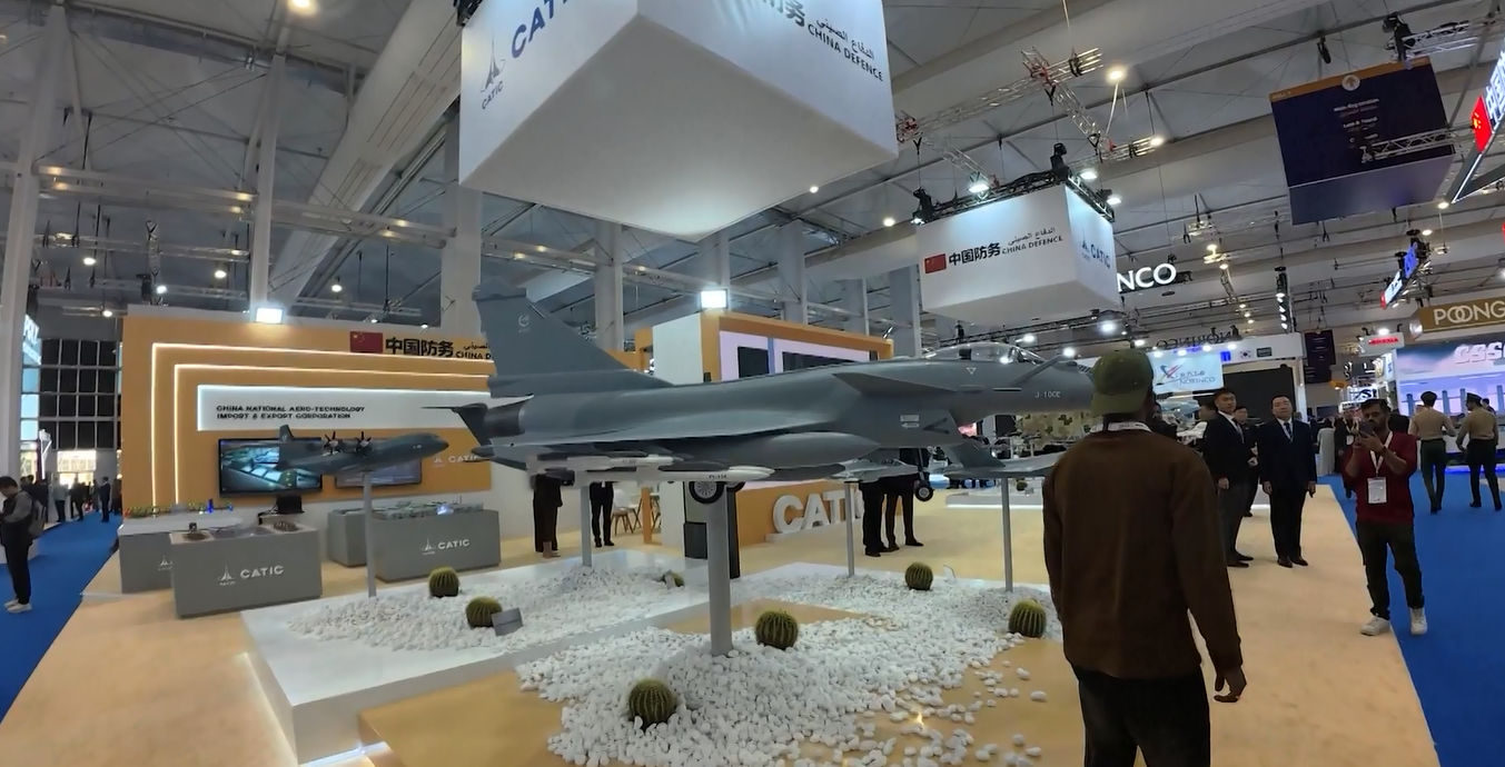 Tiongkok Pamerkan Senjata dan Peralatan Canggih di Pameran Pertahanan Dunia di Arab Saudi