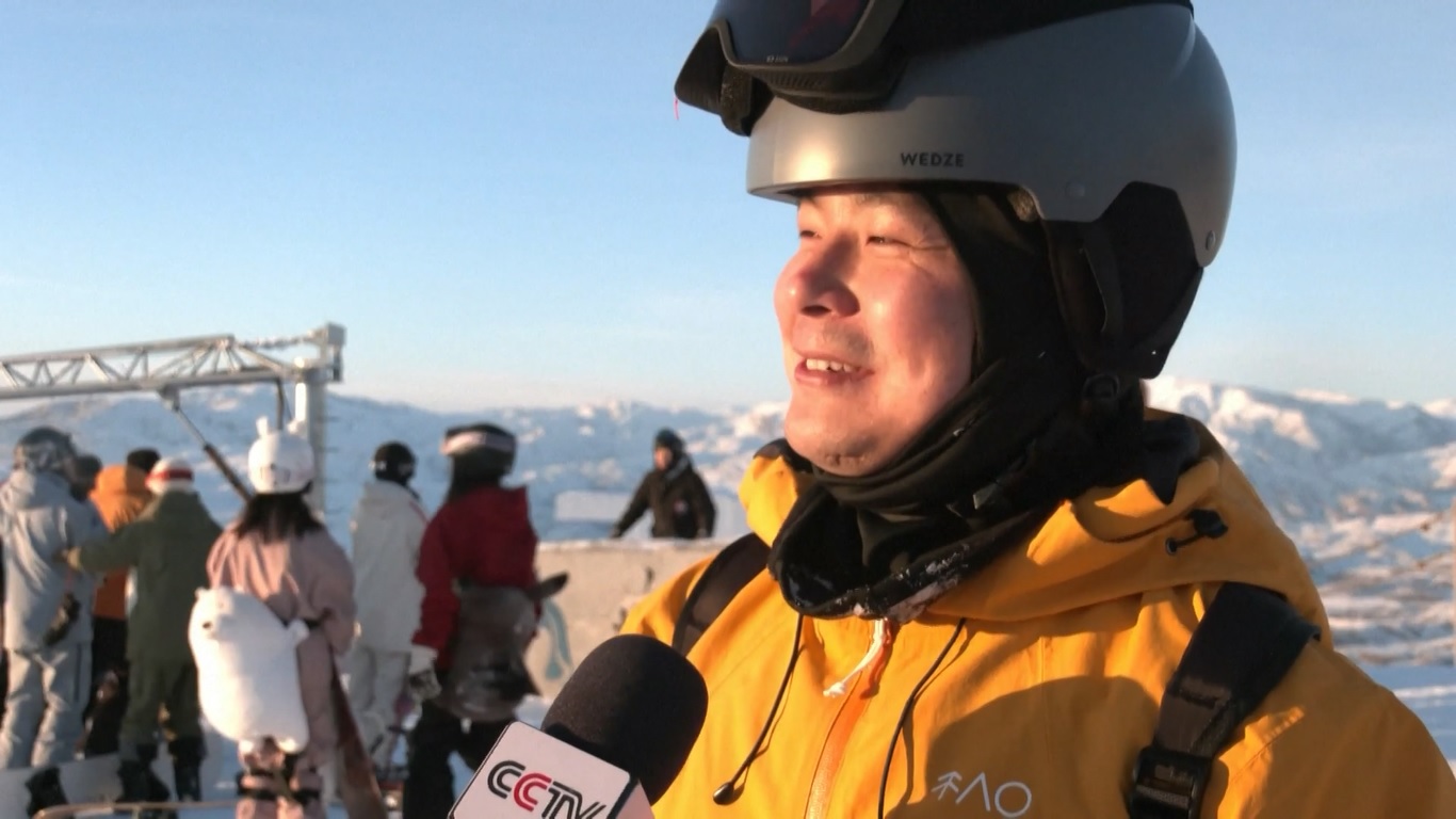 Terletak di barat laut Tiongkok