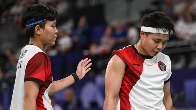 Siti Fadia Silva Ramadhanti akan bersanding dengan Dejan Ferdinansyah di sektor ganda campuran Bagaimana nasib Apriyani Rahayu yang jadi tandem Fadia di ganda putri?