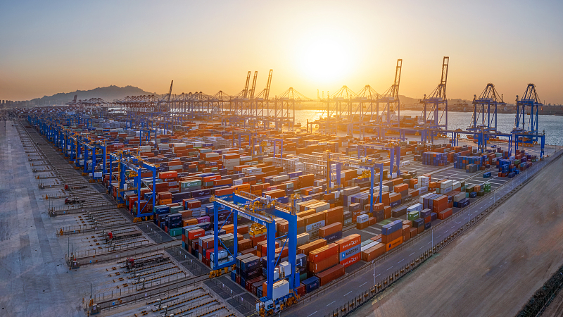 Xi mengungkapkan kepercayaan dan optimismenya  yang kuat terhadap ekonomi Tiongkok