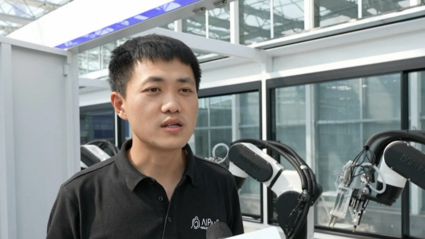 Pertanian Berteknologi Tinggi Mengotomatisasi Penanaman dan Panen Sayuran di Zhejiang