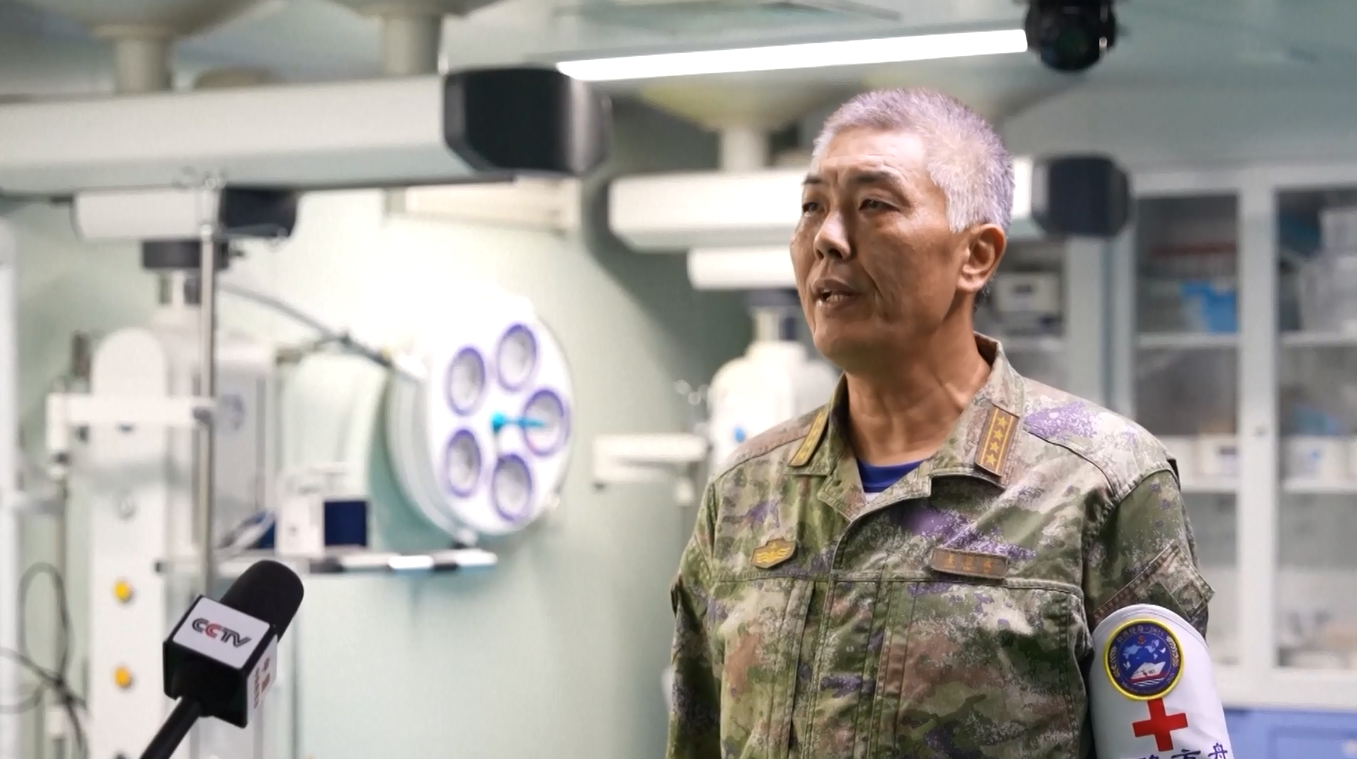 Kapal Rumah Sakit Angkatan Laut Tiongkok Gelar Latihan Penyelamatan Medis di Perairan Atlantik