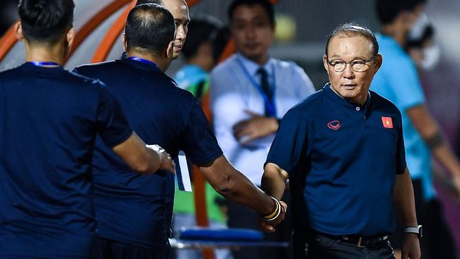 Pelatih Vietnam Park Hang Seo mengisyaratkan belum lelah menghadapi tekanan suporter Timnas Indonesia jelang semifinal Piala AFF 2022