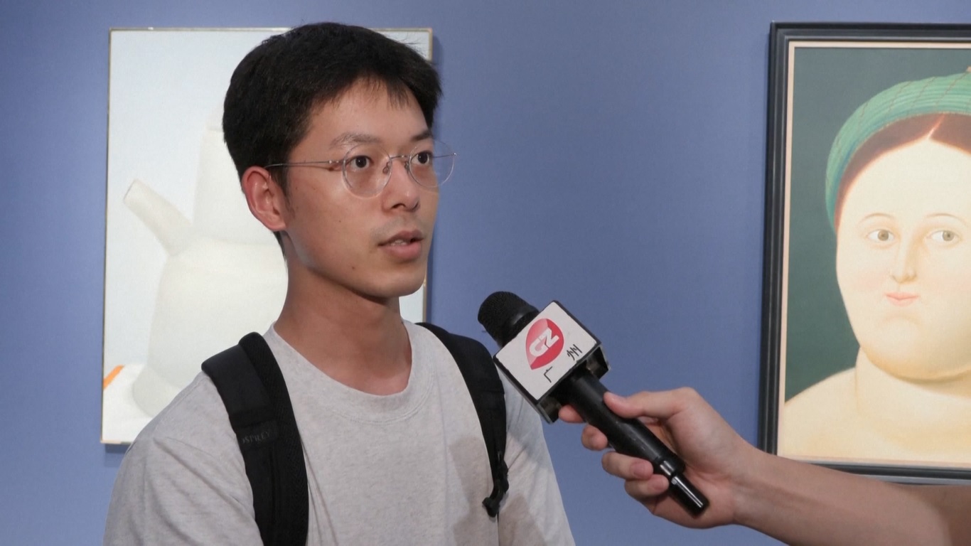 Bentuk Seni Berlebihan dari Seniman Kolombia Fernando Botero Sukses Memikat Pengunjung di Guangzhou