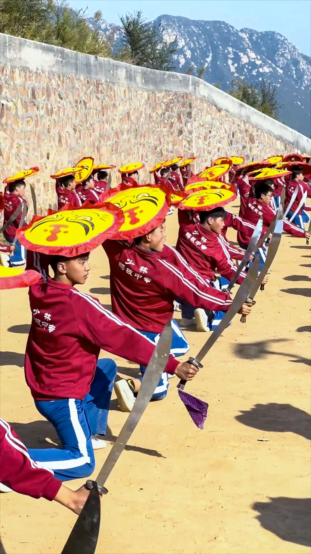 Siswa Tiongkok menempa Tubuh dan Jiwa Melalui Seni Bela Diri