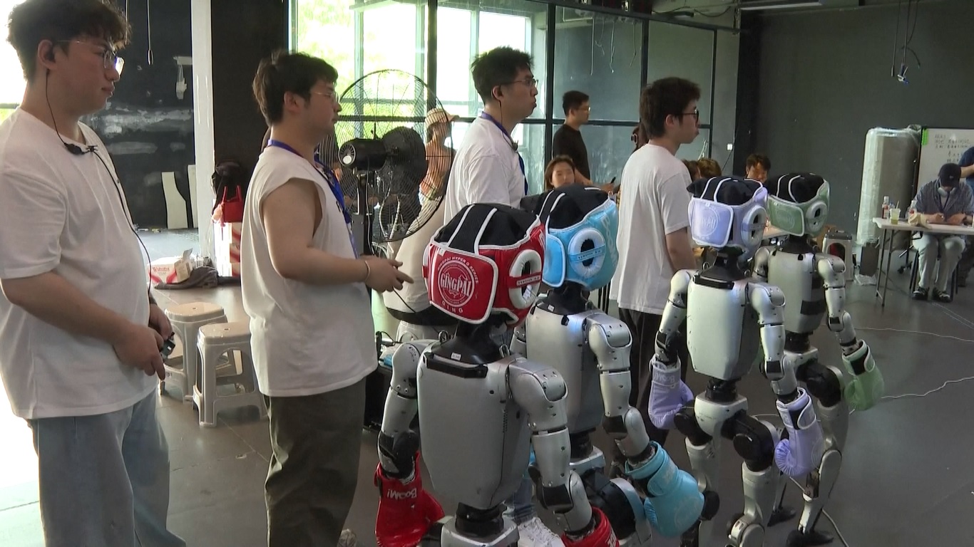 Kontes Robot Dunia China Media Group (CMG): Kompetisi Arena Pertarungan Mech