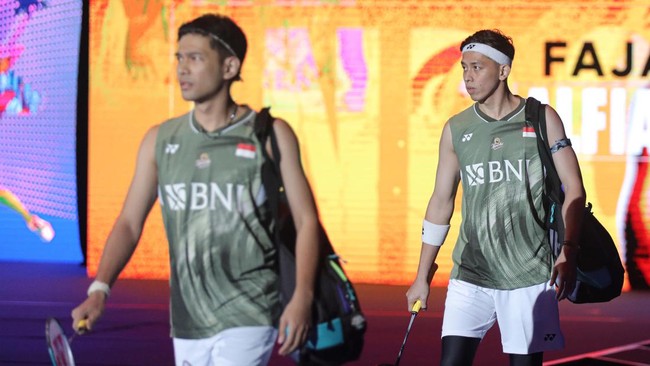 Ganda putra Fajar Alfian/Muhammad Rian Ardianto yang absen tahun lalu di Kumamoto Masters Japan 2024 harus beradaptasi dengan kondisi lapangan yang berbeda