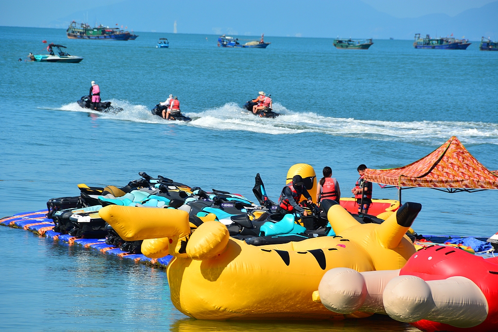 Sanya Mulai Mengalami Lonjakan Pariwisata Musim Dingin