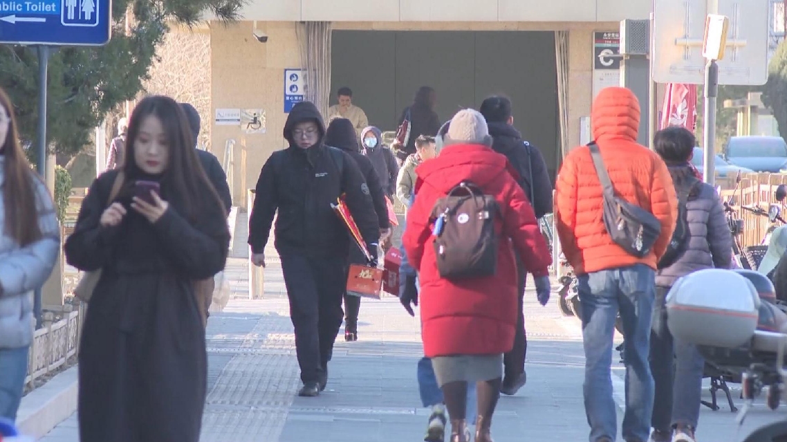 Angin Kencang Terus-Menerus Menerpa Ibu Kota Tiongkok