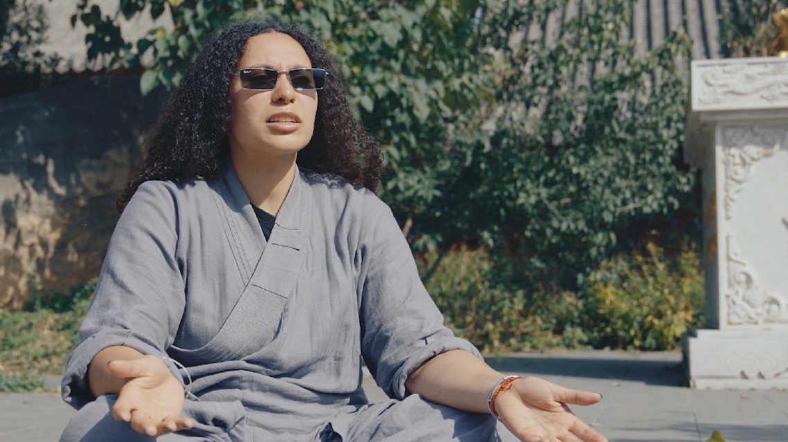 Kung Fu Shaolin Menyelamatkan hidup Seorang Wanita Belanda