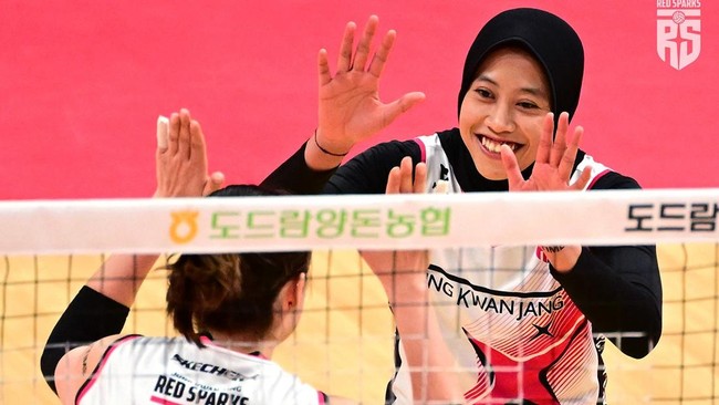 Media Korea memberikan pujian atas performa luar biasa Megawati Hangestri Pertiwi saat membantu Red Sparks mengalahkan IBK Altos 3-2 pada putaran keempat Liga Voli Korea