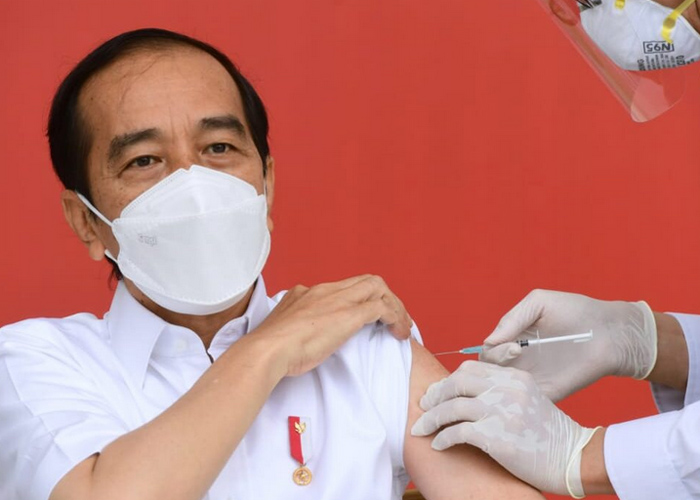Presiden RI Joko Widodo mengatakan pandemi COVID-19 tidak hanya menjadi masalah kesehatan global yang besar