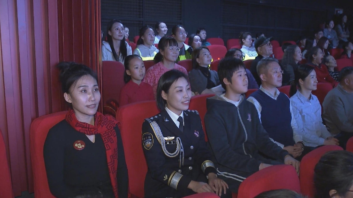 Para Pekerja Akar Rumput Diundang ke Gladi Bersih Gala Festival Musim Semi