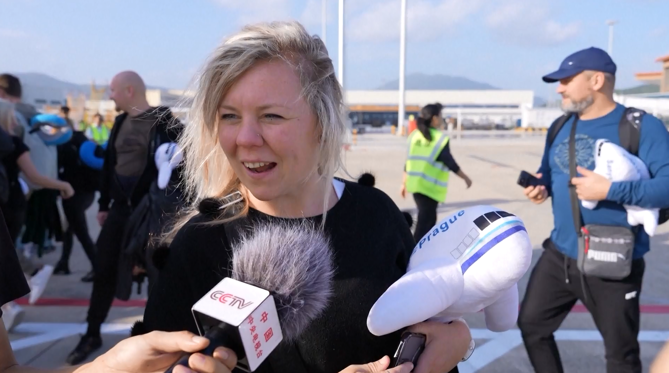 Penerbangan Pertama Wisatawan Internasional di Bawah Hak Lalu Lintas Kebebasan Ketujuh Tiba di Hainan