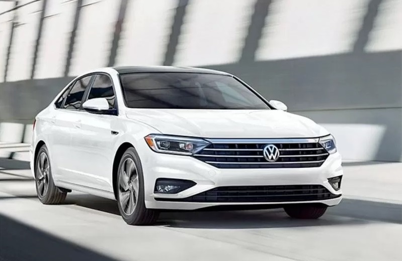 Diketahui produksi di pabrik Chengdu yang memproduksi merek Jetta dan VW New Sagitar dihentikan pada 21 November yang lalu di tengah meningkatnya kasus virus corona sementara dua jalur di Chengchun dihentikan karena ada bagian yang hilang