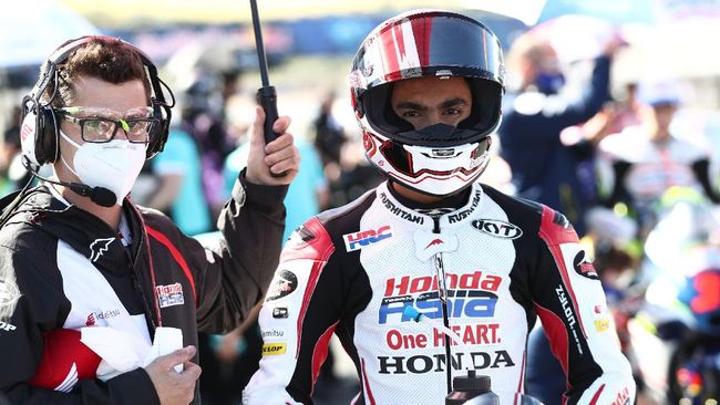 Pembalap Indonesia Andi Farid Izdihar alias Andi Gilang berhasil menjadi juara Asia Road Racing Championship (ARRC) 2022