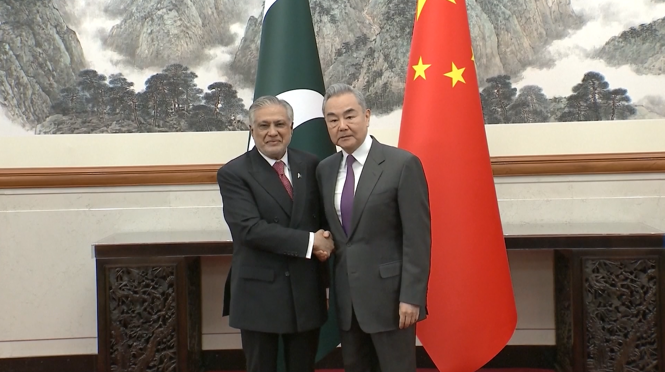 Menteri Luar Negeri Tiongkok Gelar Pembicaraan Strategis dengan Menteri Luar Negeri Pakistan