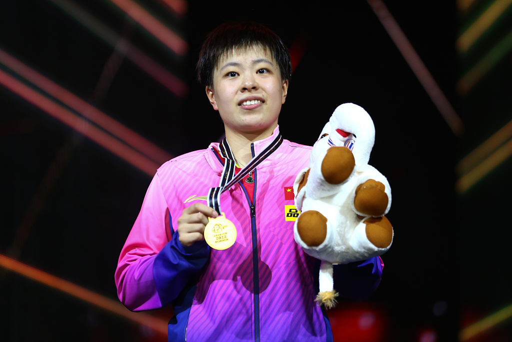 Petenis China Wang Yidi mengalahkan dua petenis meja Jepang berturut-turut  di Piala Asia Tenis Meja 2022