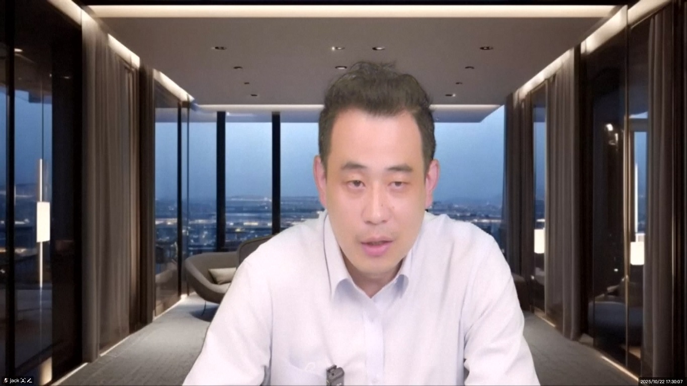 Analis Perkirakan Harga Emas dan Perak Spot Internasional akan Naik