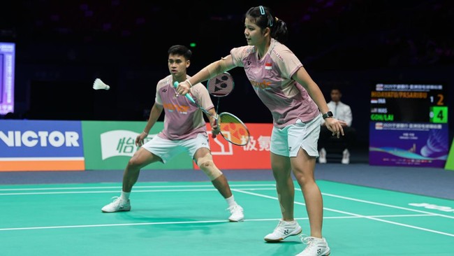 Jafar Hidayatullah/Felisha Alberta Nathaniel Pasaribu menjadi juara Taipei Open 2025 setelah mengalahkan sesama pasangan Indonesia Dejan Ferdinansyah/Siti Fadia Silva Ramadhanti dalam babak final yang berlangsung di Taipei Arena