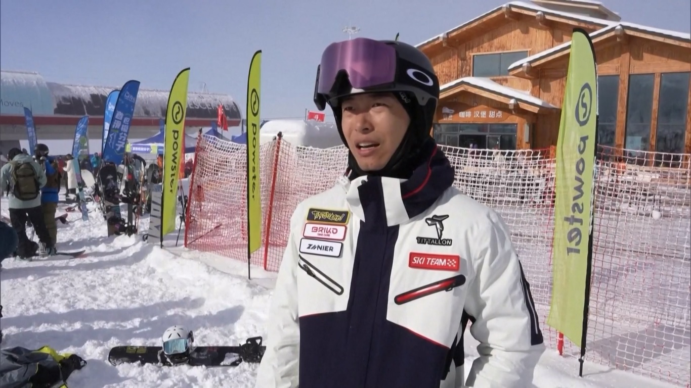 Data industri menunjukkan bahwa tempat dan fasilitas olahraga es dan salju Tiongkok berkembang pesat dalam hal skalanya