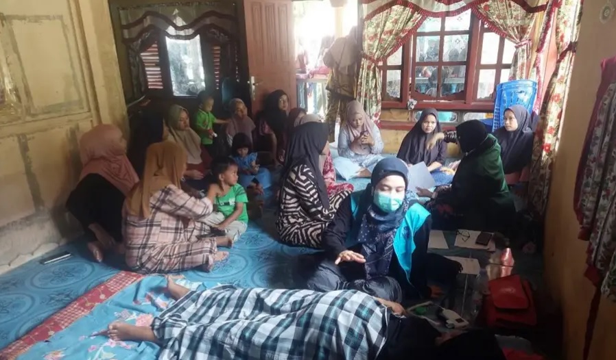 UI dan USU Berikan Layanan Kesehatan dan Psikososial untuk Korban Bencana di Sorkam, Sumatera Utara