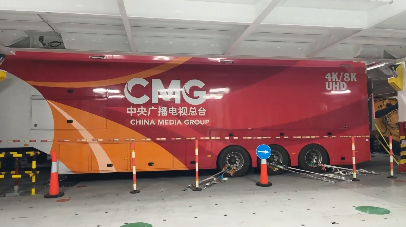 Kendaraan Siaran CMG Tiba di Italia untuk Liputan Olimpiade Musim Dingin 2026