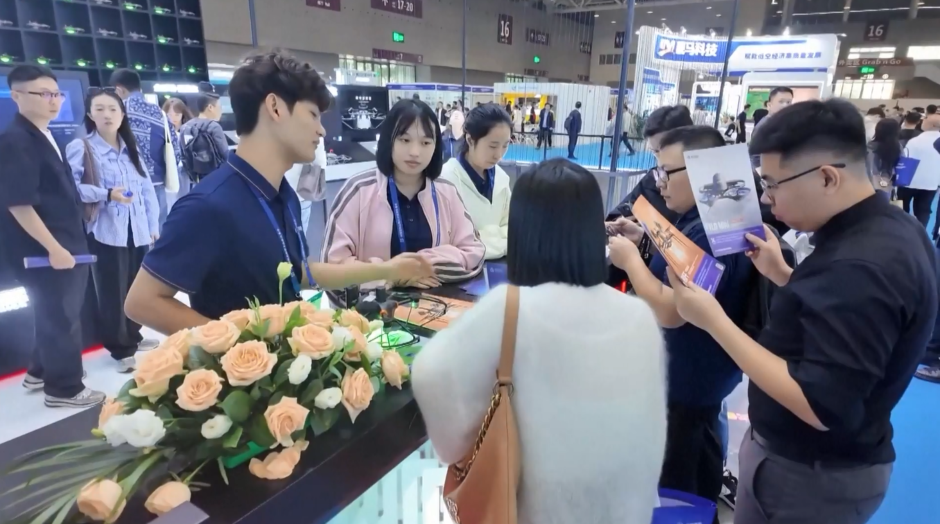 Pameran Teknologi Tinggi Tiongkok ke-27 Ditutup dengan Penandatanganan Perjanjian Dagang Senilai 170 Miliar Yuan