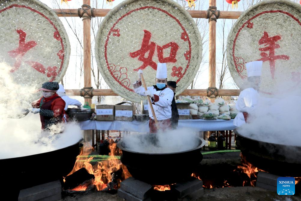 Pemandangan Musim Dingin di Seluruh Tiongkok pada Bulan Lunar Kesebelas