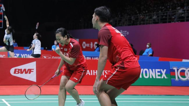 Ganda campuran Indonesia Rinov Rivaldy/Pitha Haningtyas Mentari melenggang ke perempat final Hylo Open 2022