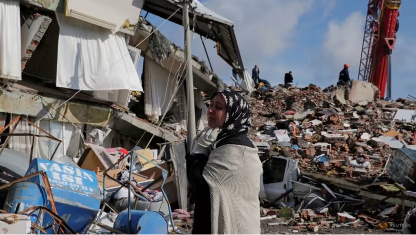 Tim penyelamat di Türkiye dan Suriah berjuang melawan hawa dingin pada hari Selasa (7 Februari)