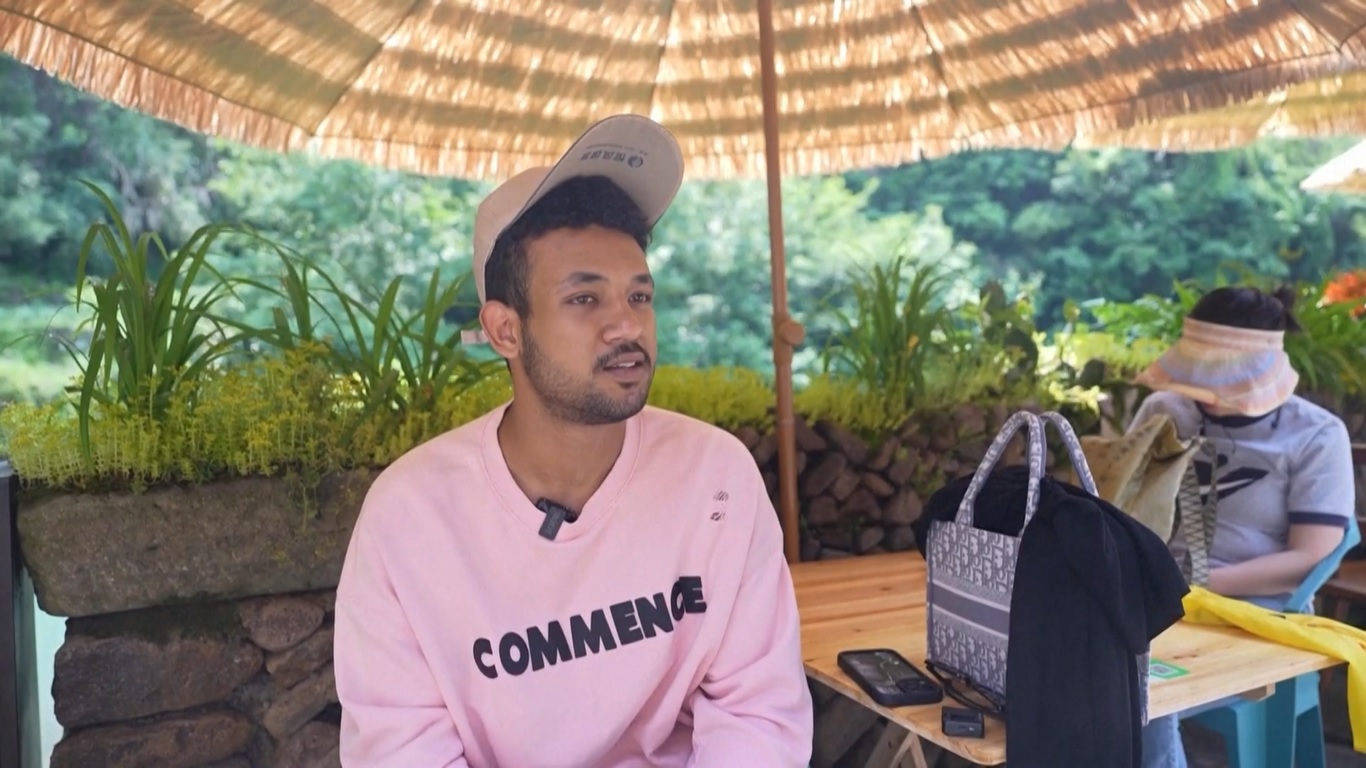 Di luar pemandangan alam