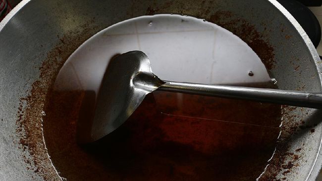 Minyak jelantah memang tak disarankan untuk digunakan kembali