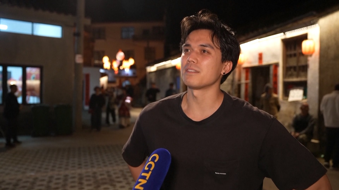 Dengan meningkatnya minat