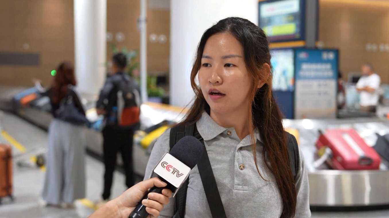 Wisatawan Internasional Memanfaatkan Sepenuhnya Akses Bebas Visa ke Hainan