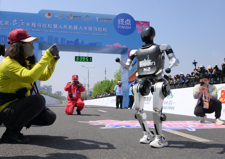 Robot humanoid Tiangong Ultra